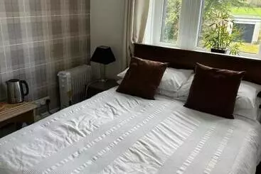 ユースホステル Rooms At The Bush