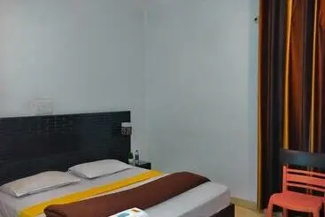 Hotel Karnal Inn