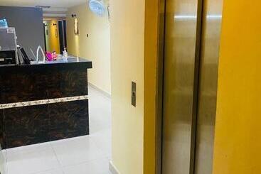 هتل Ras International