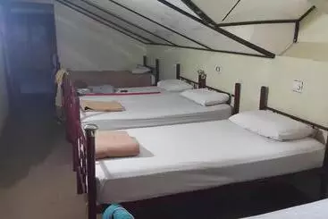 Ostello Alora Budget Inn