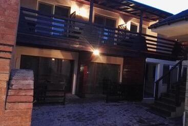 Panzió Casa Cristina Corbu