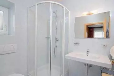 پانسیون Garni Hotel Dorothea