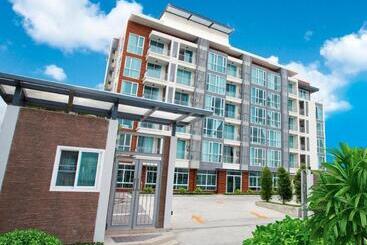 Bbg Seaside Luxurious Service Apartment