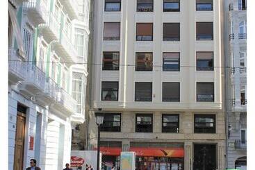 تختخواب و صبحانه Hi Valencia Boutique