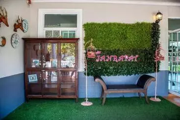 Hotel Janrapat Resort