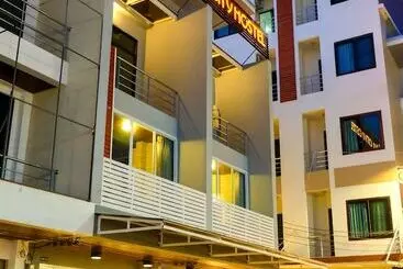 ホテル Prajaktra City Hostel