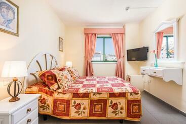 アパートメント Club Tarahal