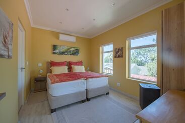 Constantia Cottages