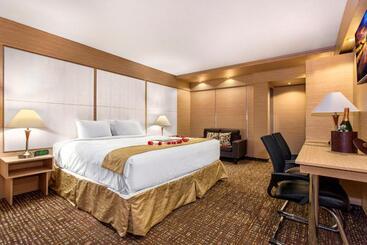 فندق Ocean Beach Club