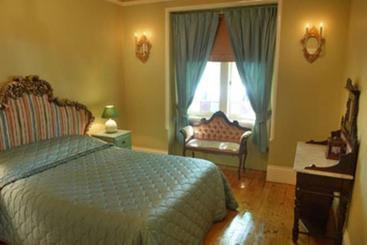 بيت ريفى Leura Lady