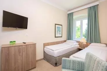 Inselhotel Faakersee