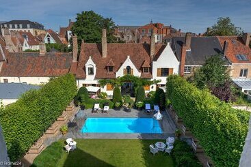 Bed and Breakfast Exclusive Suites The Secret Garden