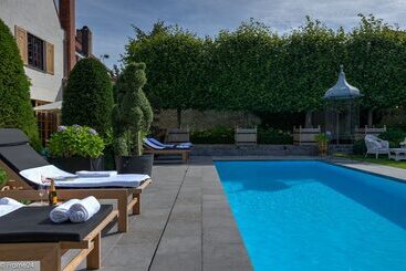 Bed and Breakfast Exclusive Suites The Secret Garden