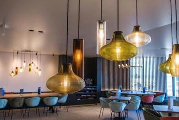 هتل Vayamundo Oostende