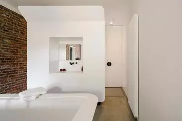 B&b Bed And Beyond