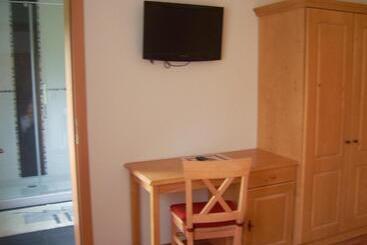 مبيت وإفطار Privatpension Gosaukammblick