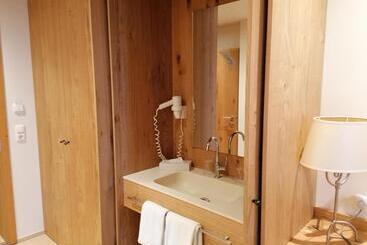 ホテル Alpengasthof Filzstein