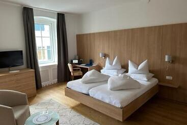 בית מלון כפרי Kendler