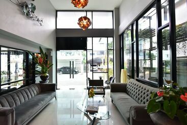 בית מלון כפרי C.K Residence