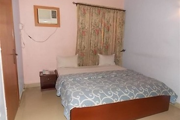 هتل De Next Centre Resort