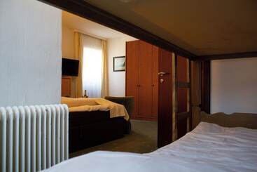 Hotelli Landgasthof Stranachwirt