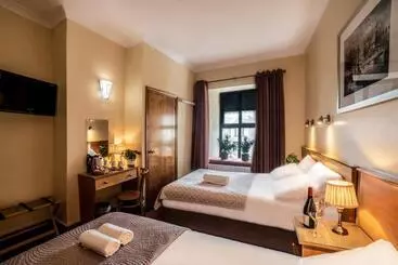 Hotel Holiday