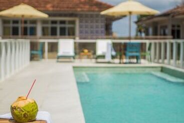 هتل Luzeiros Recife