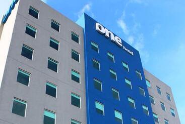 Hotel Sleep Inn Leon Antares