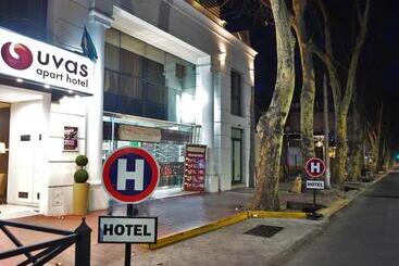 هتل Uvas Apart