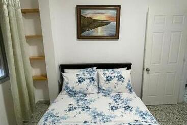 Amigo Hotel On The Beach