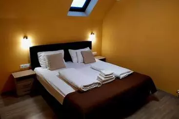 Hotell Az Idill