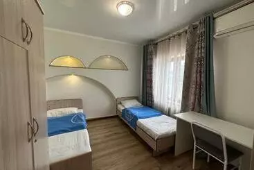Tunduk Hostel