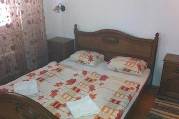 Bed and Breakfast Sarokhaz Panzio