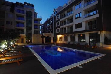 Apart Hotel Stamopolu Lux с изглед към морето