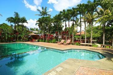 Aquarius Orange Resort