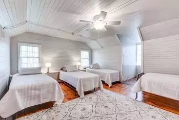 Mökkimajoitus Historical 1835 Home In Grand Coteau!