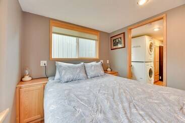 Cozy Farm Cottage: 41 Mi To Mount St Helens!