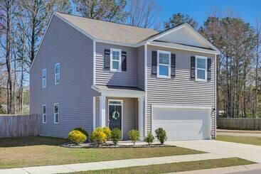 Mökkimajoitus Spacious Wilmington Family Home ~ 9 Mi To Beach!