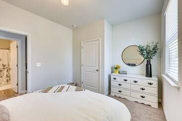 بيت ريفى Spacious Wilmington Family Home ~ 9 Mi To Beach!