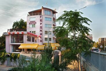 Family Hotel Gerdjika