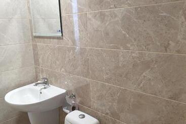 酒店 Priyateli   Friends