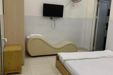 تختخواب و صبحانه Nhà Nghỉ Thành Công