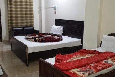 酒店 Abbasi Palace