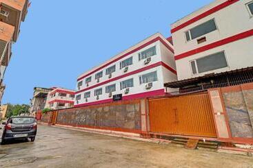 Hotel All Season Stayz