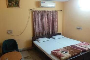 Hotel Golden Palace Lodge