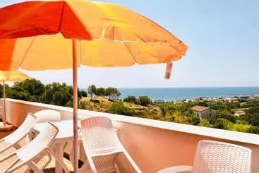 Panzió Policastro Residence E Mare