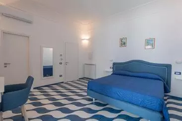 Aamiaismajoitus (B&B) Elite Luxury Suites