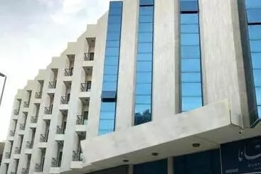 Hotel الفرسان المتحدة للشقق المخدومه حي السلامة