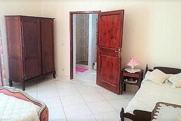 Pension Domaine Des Sloughis