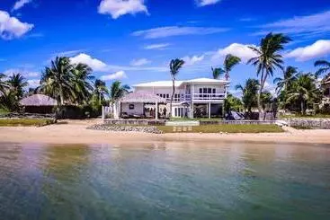 White Wind Hotel & Apartments
